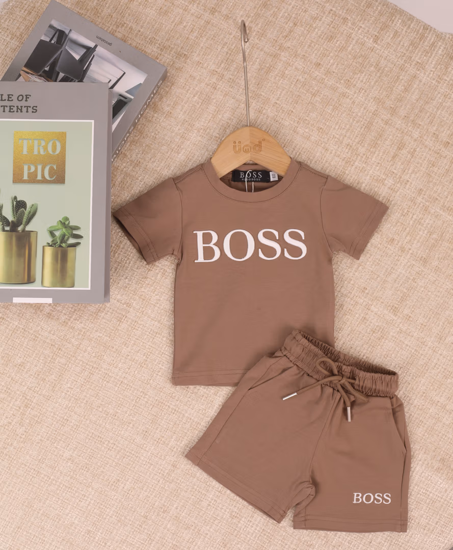 بدلة boss 2420 - Color بني 