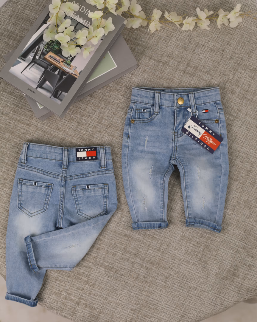 بنطلون بيبي tommy  - Color ازرق فاتح 