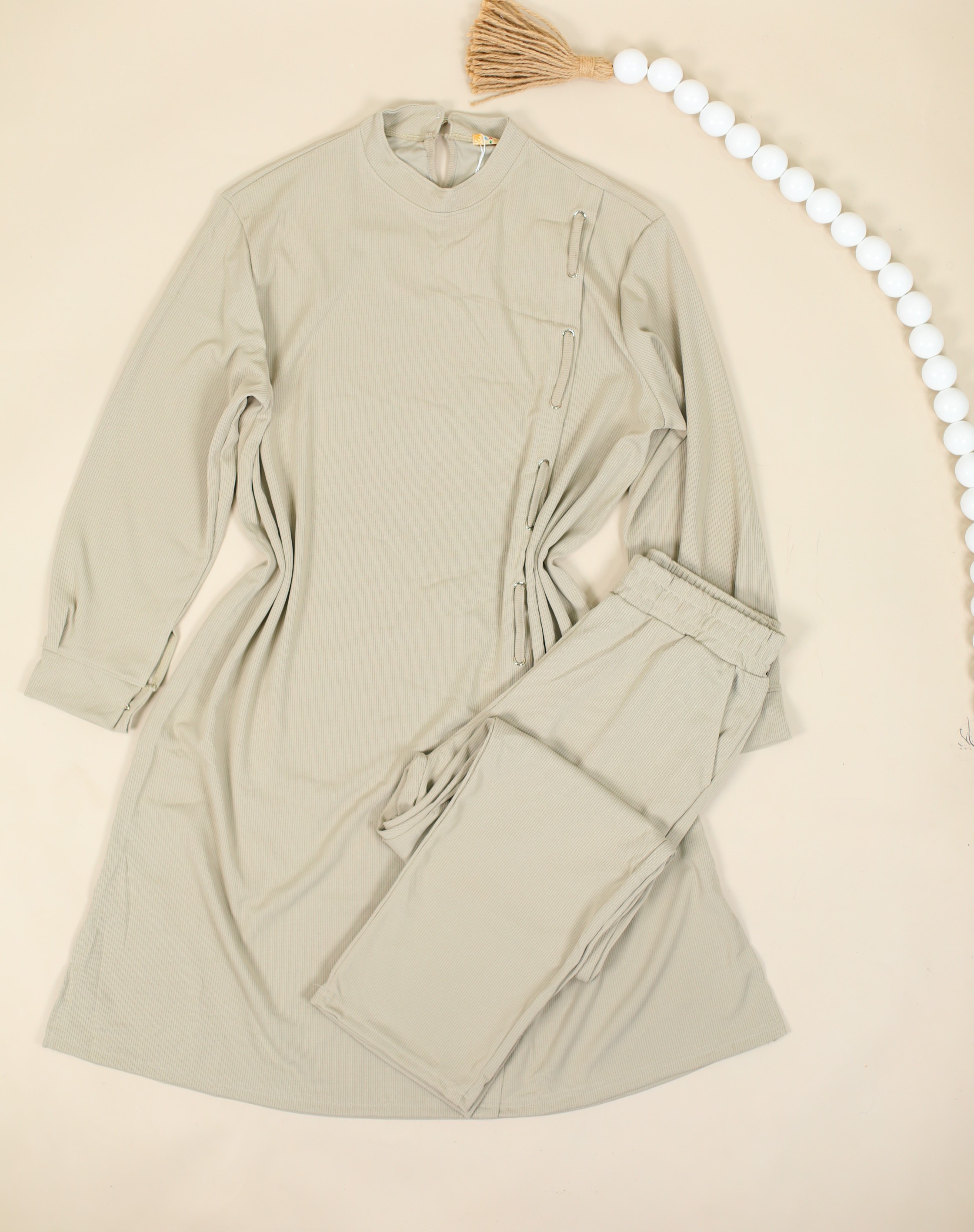 طقم ستاتي 111 - Color بيج