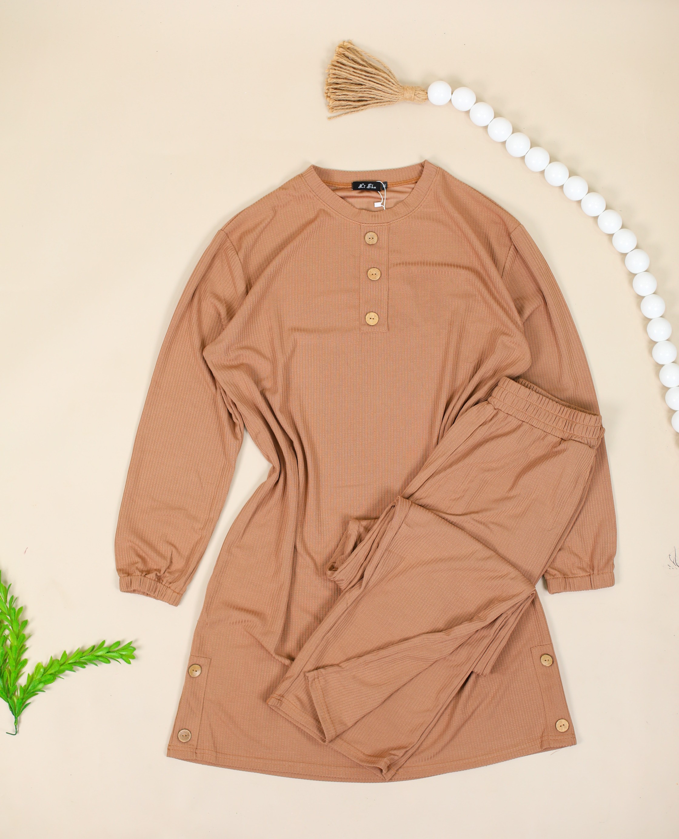 طقم ستاتي 312 - Color بيج غامق 