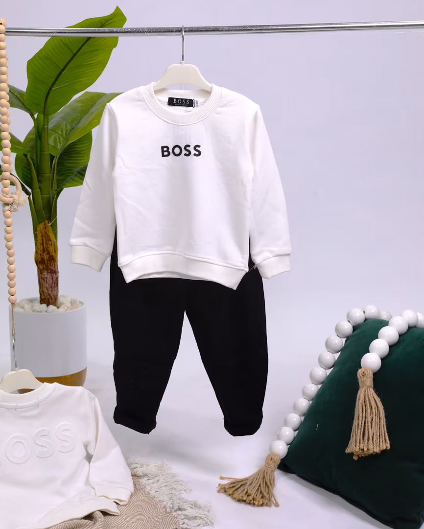طقم ولادي BOSS  - Color ابيض 